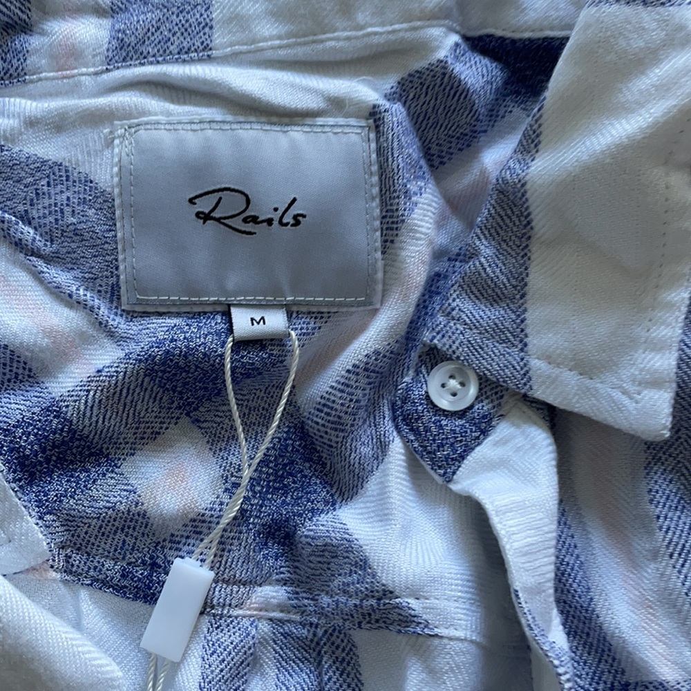 Rails button down - Picture 3 of 5